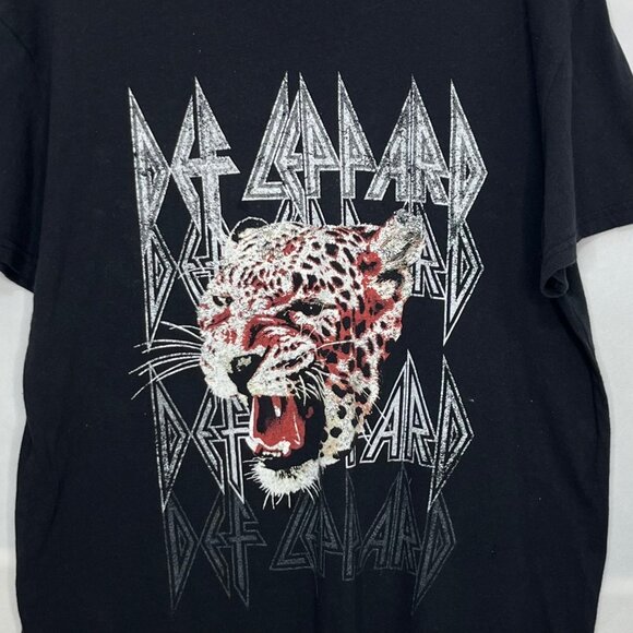 Def Leppard Graphic Band Tee Tshirt Size XL Black Leopard Design - Picture 4 of 7